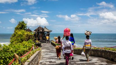 Tur Uluwatu dan Tanah Lot h