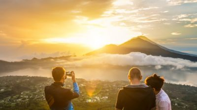 Petualangan Matahari Terbit Gunung Batur